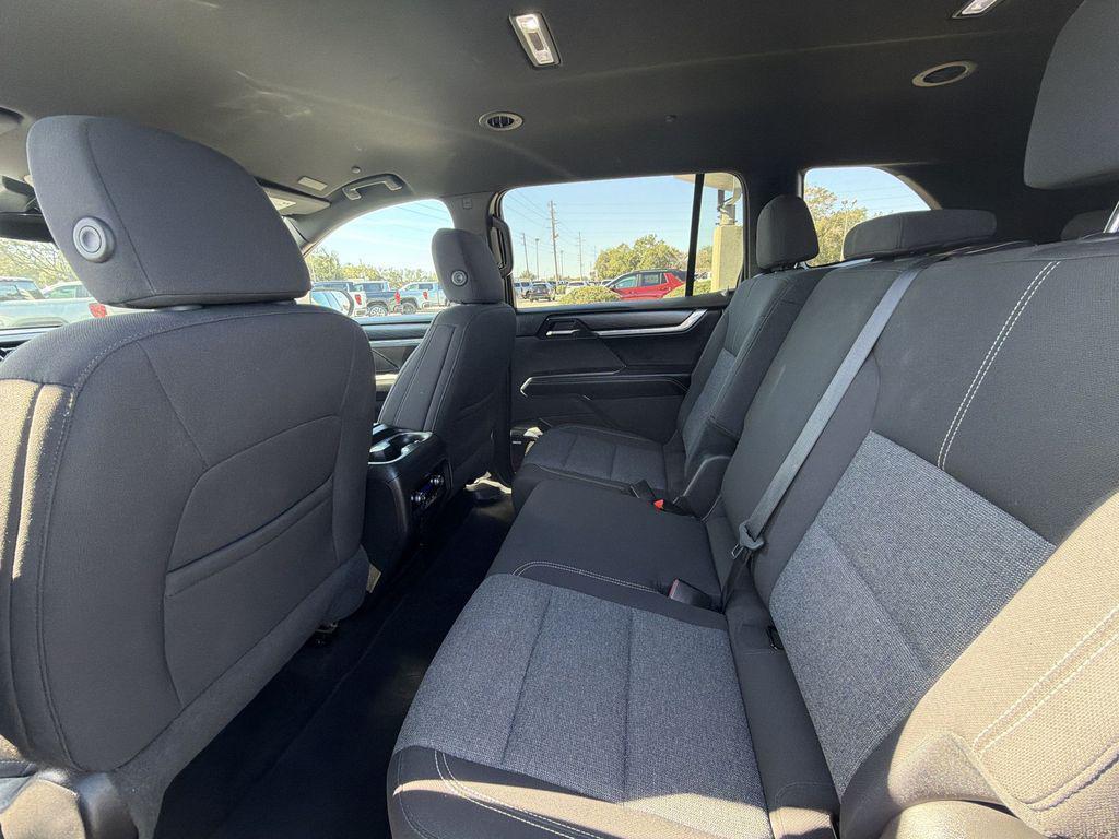 used 2025 GMC Acadia car, priced at $31,000