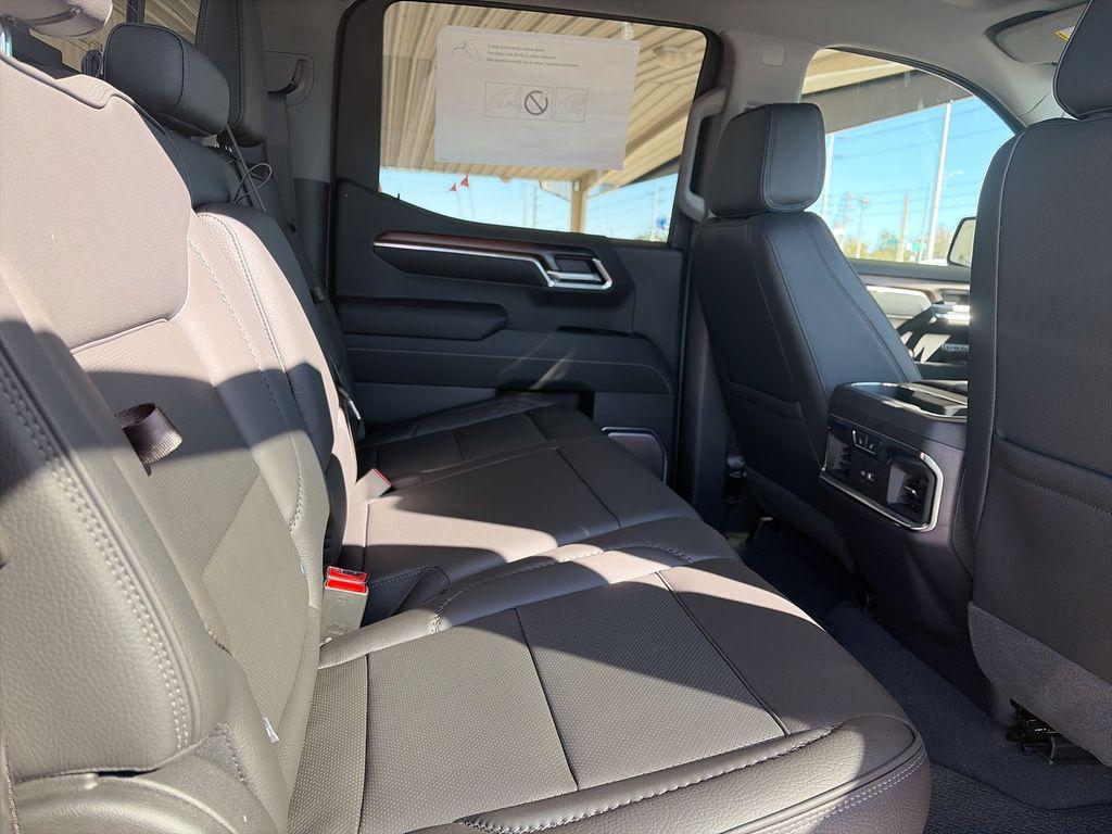 new 2026 GMC Sierra 1500 car, priced at $71,952