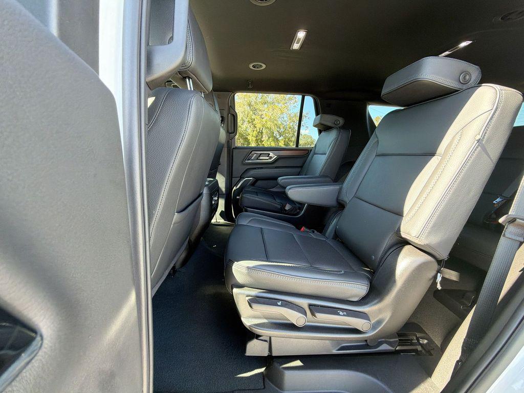 used 2025 GMC Yukon car, priced at $67,800