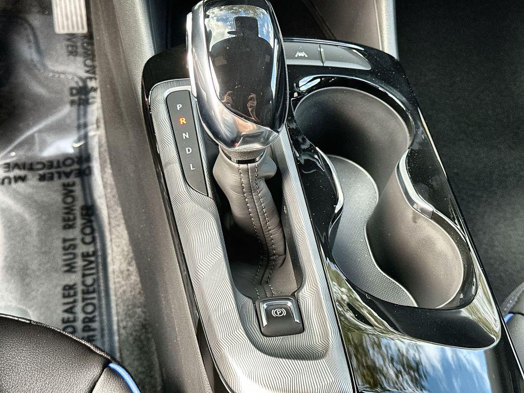 new 2026 Buick Envista car, priced at $27,635