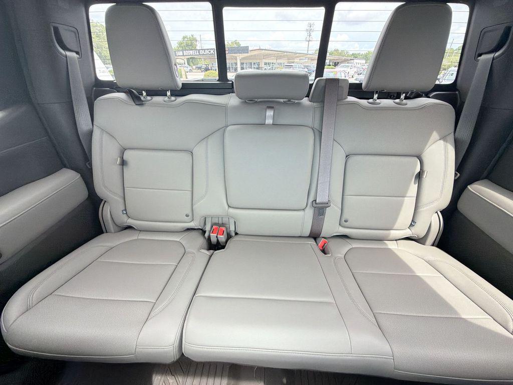 used 2021 Chevrolet Silverado 1500 car, priced at $31,604