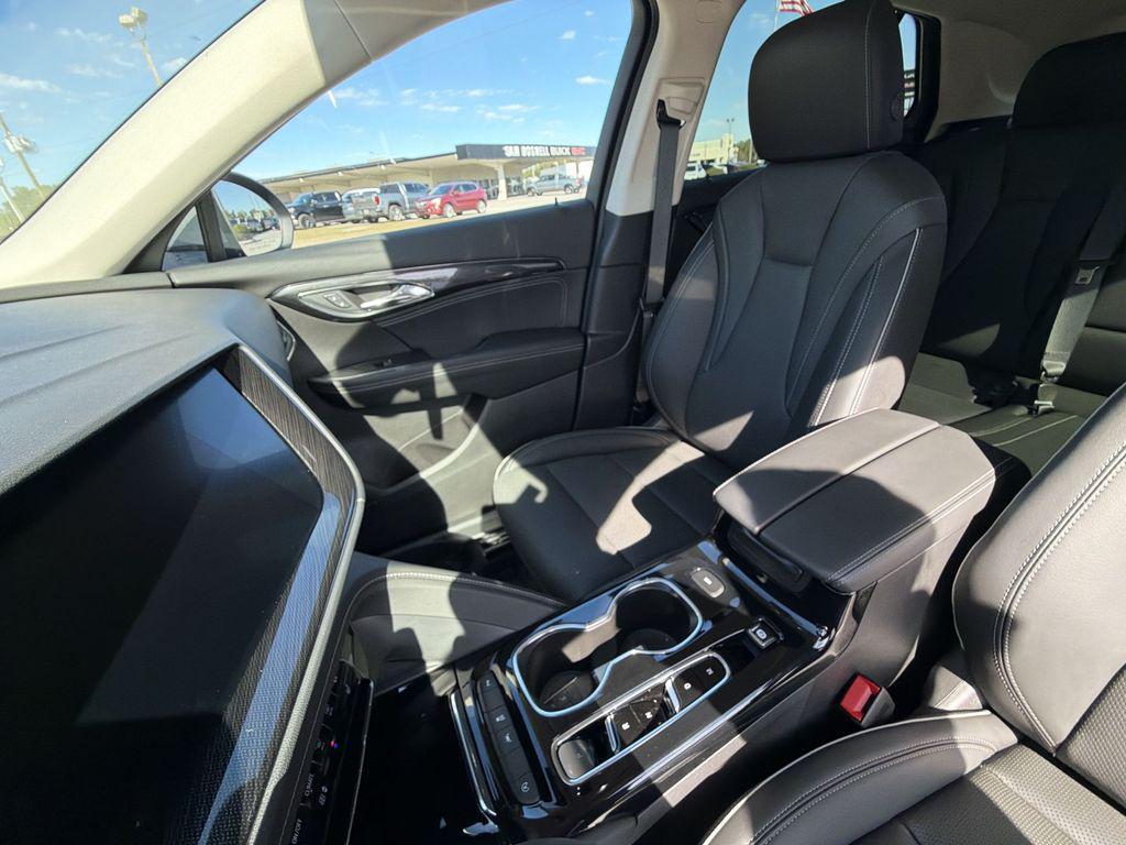 used 2023 Buick Envision car, priced at $22,239