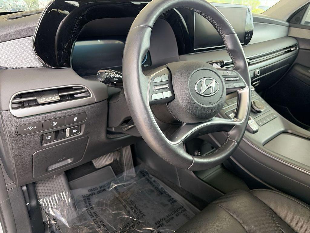 used 2024 Hyundai Palisade car, priced at $35,273