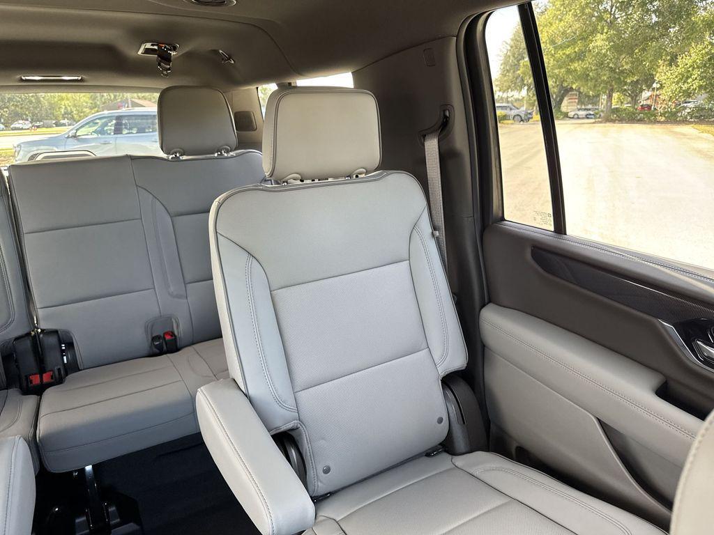 new 2026 GMC Yukon XL car, priced at $83,256