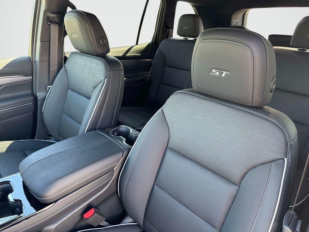 new 2026 Buick Enclave car, priced at $51,207