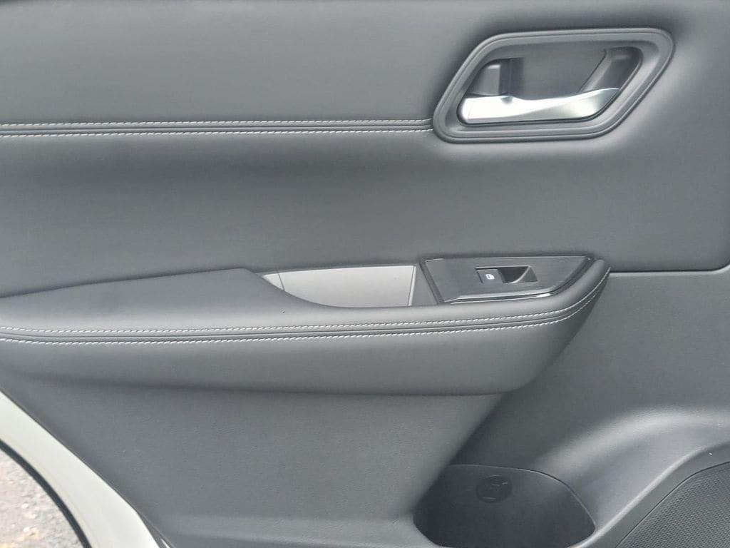 used 2023 Nissan Rogue car, priced at $25,409