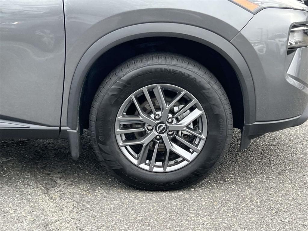 used 2024 Nissan Rogue car, priced at $22,282