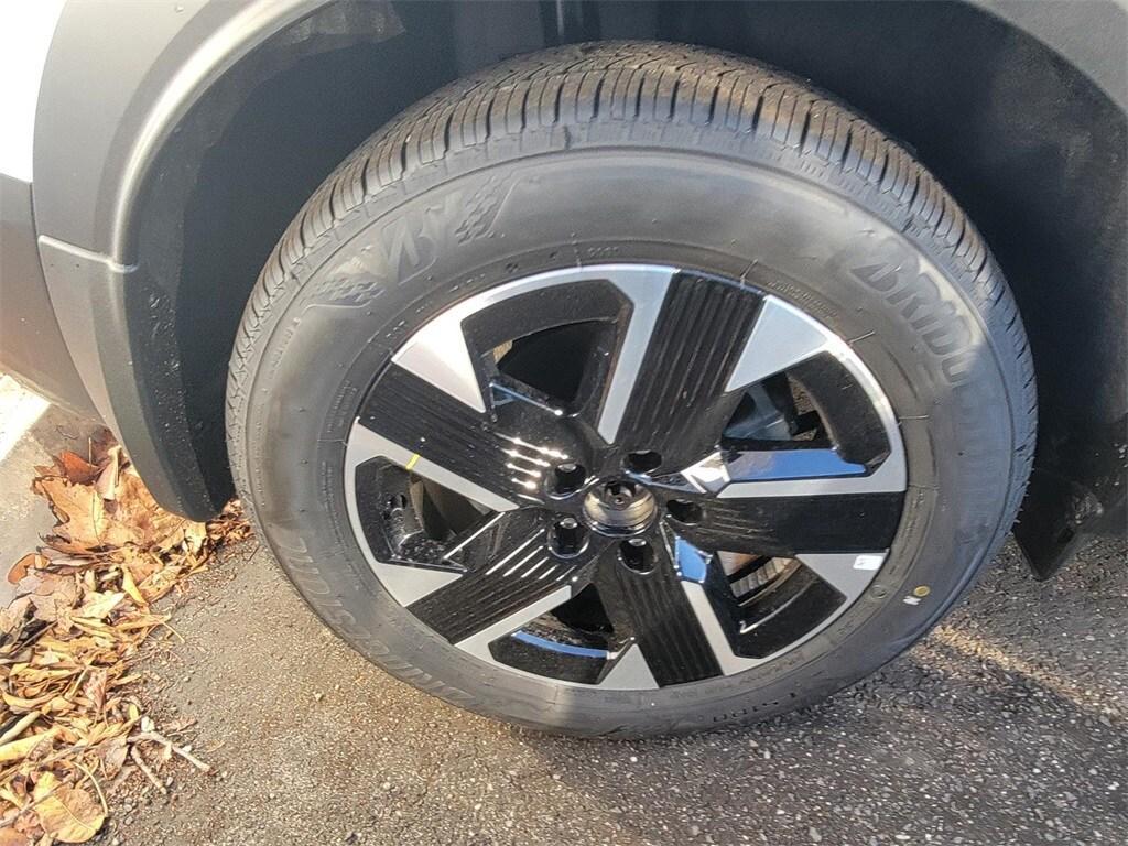 new 2026 Nissan Kicks car, priced at $32,730