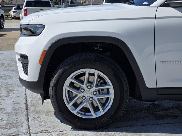new 2025 Jeep Grand Cherokee car, priced at $34,570