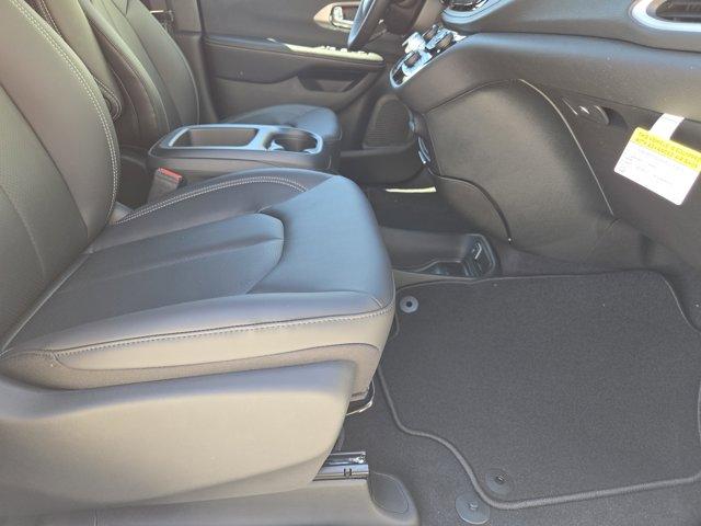 new 2026 Chrysler Pacifica car, priced at $45,280