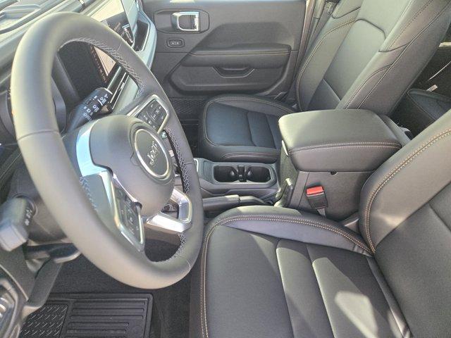 new 2025 Jeep Wrangler car, priced at $51,565