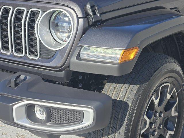 new 2025 Jeep Wrangler car, priced at $51,565