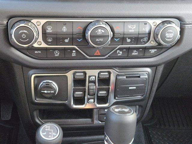 new 2025 Jeep Wrangler car, priced at $51,565