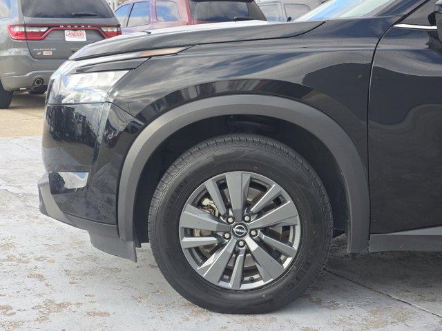 used 2024 Nissan Pathfinder car, priced at $27,550