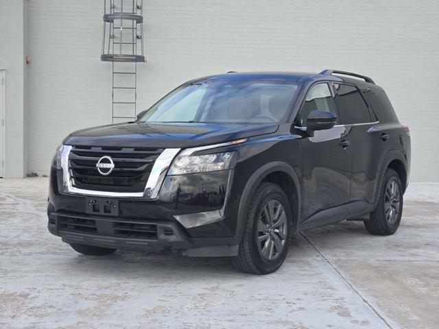 used 2024 Nissan Pathfinder car, priced at $27,550