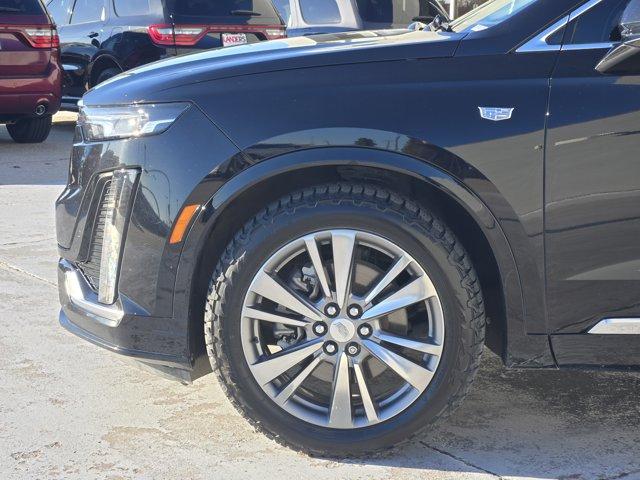 used 2022 Cadillac XT6 car, priced at $28,000