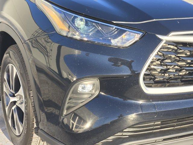 used 2024 Toyota Highlander car, priced at $37,000