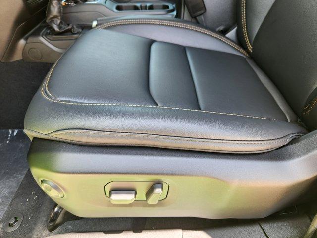 new 2025 Jeep Gladiator car, priced at $43,945