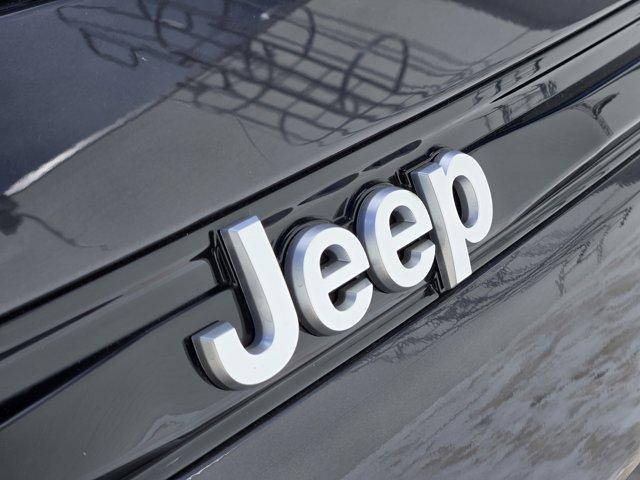 new 2025 Jeep Grand Cherokee car, priced at $33,665
