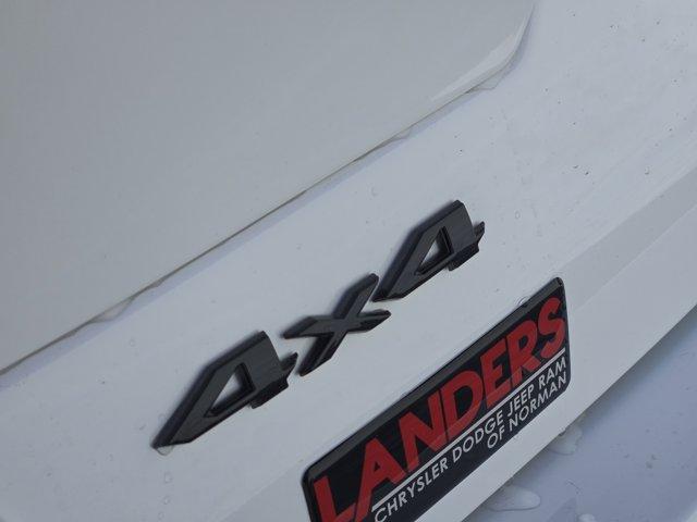 new 2026 Jeep Grand Cherokee car, priced at $48,980