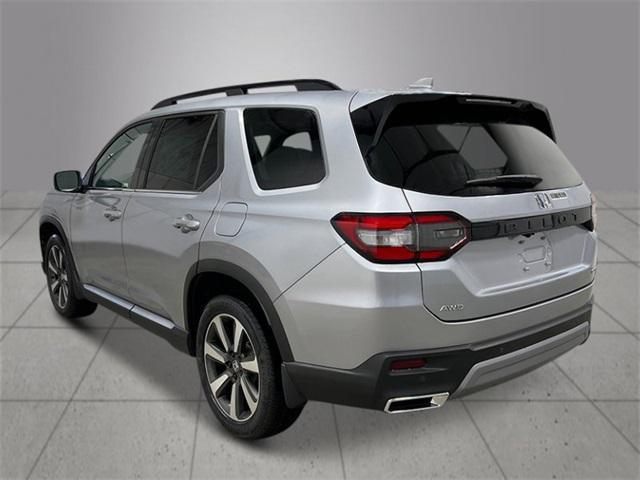 new 2025 Honda Pilot car, priced at $51,095