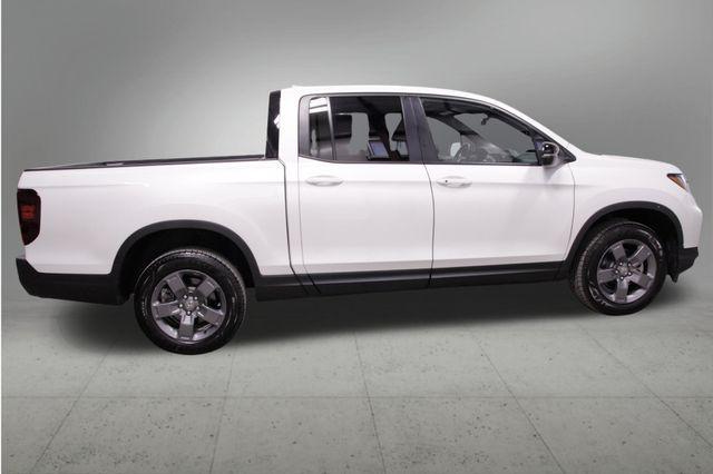 used 2024 Honda Ridgeline car, priced at $33,657