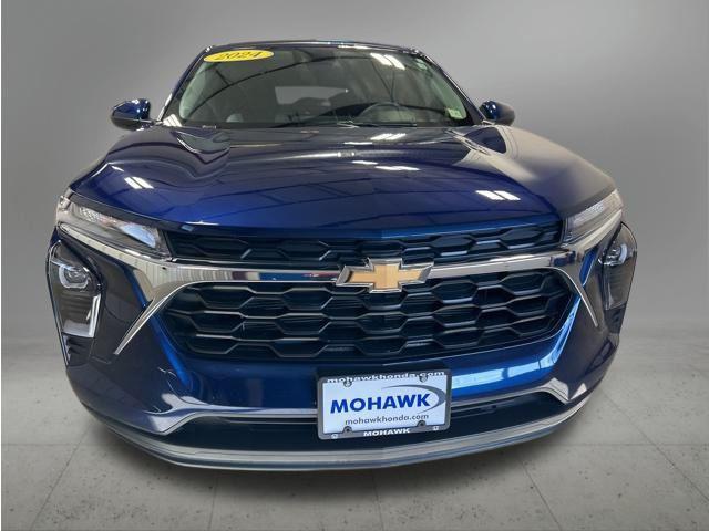 used 2024 Chevrolet Trax car, priced at $19,657