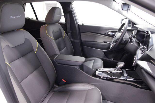 used 2024 Chevrolet Trax car, priced at $21,621