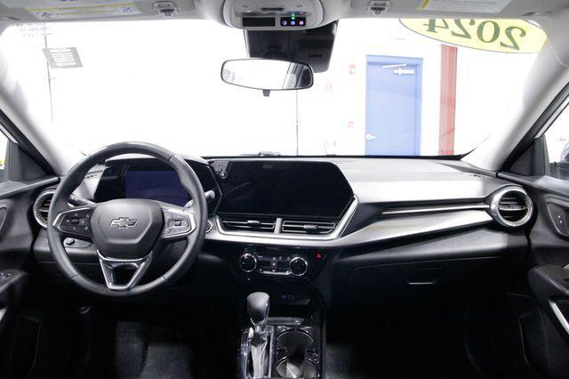 used 2024 Chevrolet Trax car, priced at $21,621