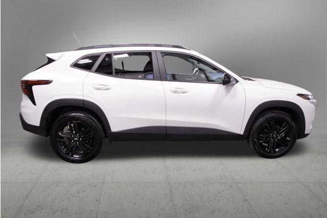 used 2024 Chevrolet Trax car, priced at $21,621