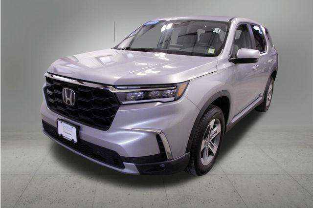 used 2023 Honda Pilot car, priced at $37,530