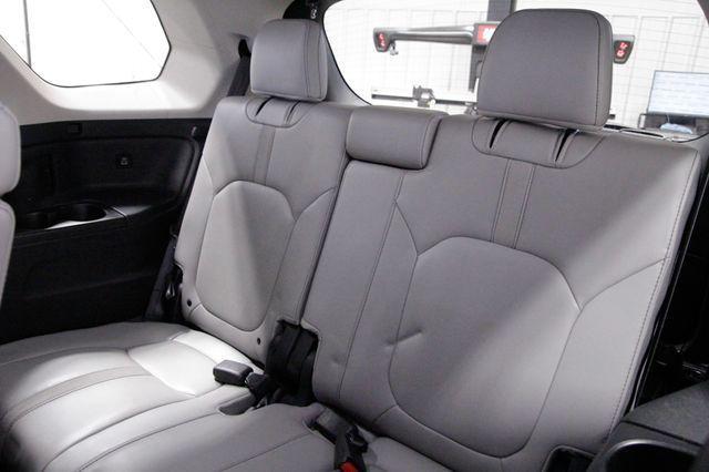 used 2023 Honda Pilot car, priced at $37,530