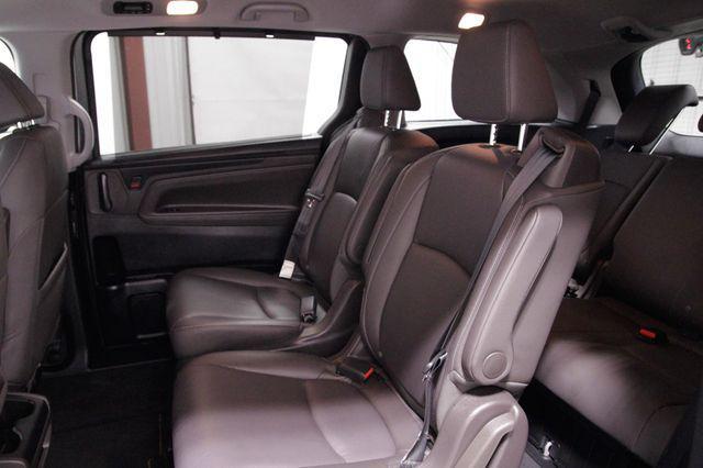 used 2023 Honda Odyssey car, priced at $34,106