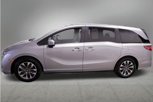 used 2023 Honda Odyssey car, priced at $34,106