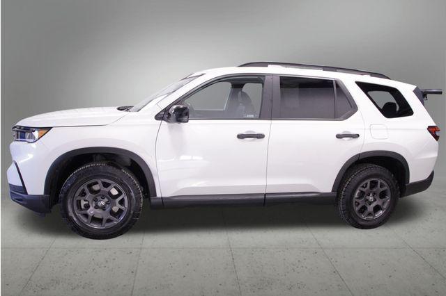 used 2023 Honda Pilot car, priced at $40,511