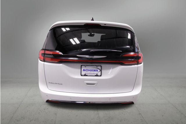 used 2024 Chrysler Pacifica car, priced at $23,995
