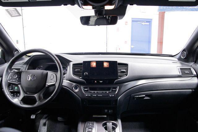 used 2023 Honda Passport car, priced at $32,222