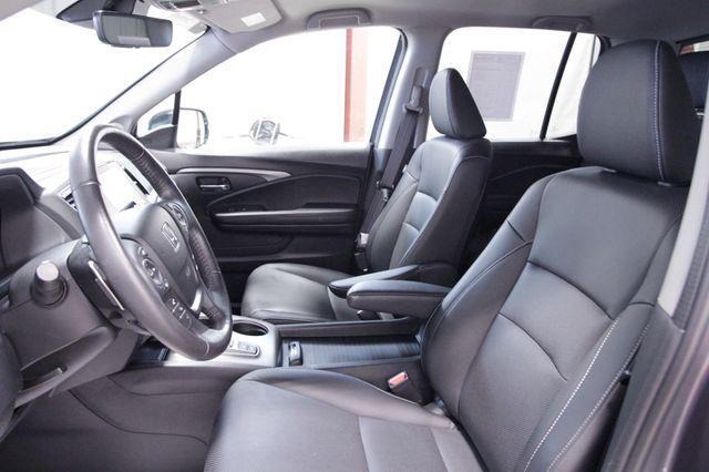 used 2023 Honda Ridgeline car, priced at $36,270