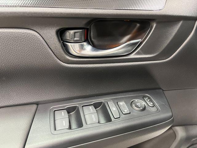 new 2026 Honda CR-V Hybrid car, priced at $40,250