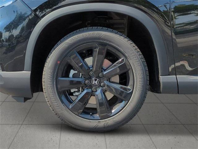 new 2025 Honda Pilot car, priced at $56,075