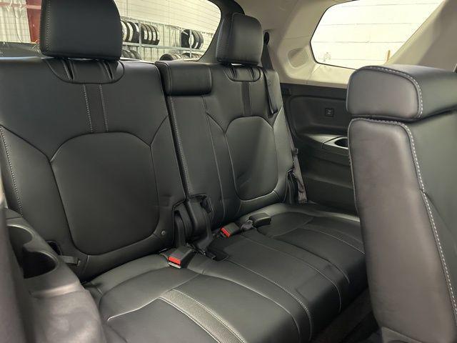 used 2025 Honda Pilot car, priced at $46,205