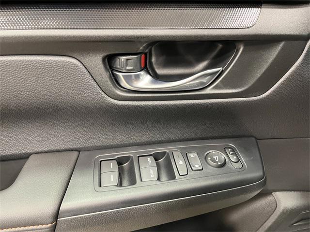 new 2026 Honda CR-V Hybrid car, priced at $38,580