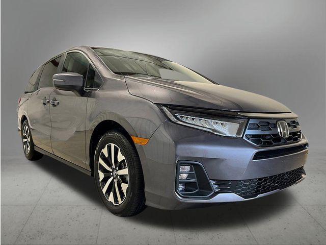 new 2026 Honda Odyssey car, priced at $44,290