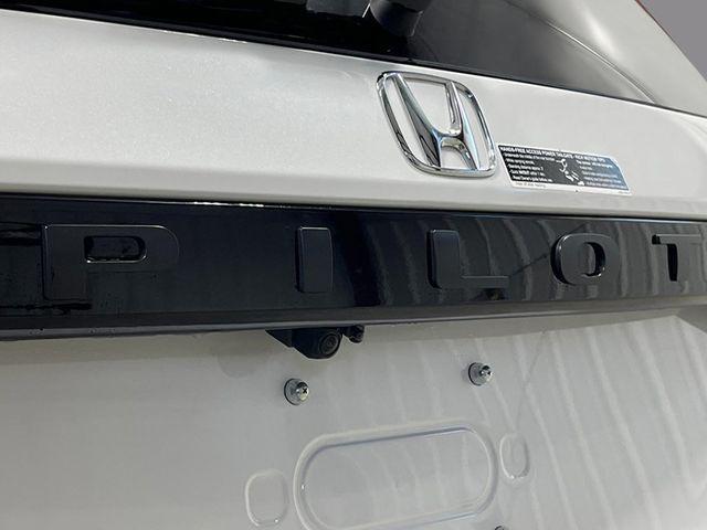 new 2025 Honda Pilot car, priced at $51,550
