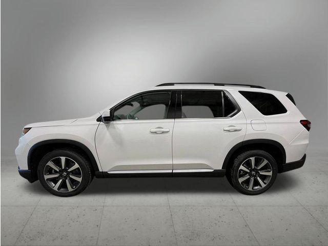 new 2025 Honda Pilot car, priced at $51,550