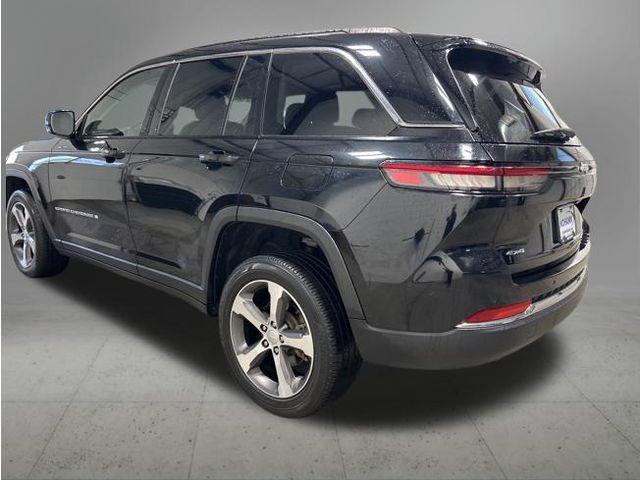 used 2023 Jeep Grand Cherokee car, priced at $31,272