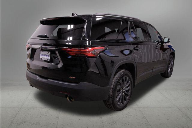 used 2022 Chevrolet Traverse car, priced at $27,786