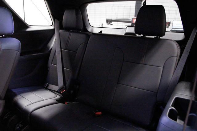 used 2022 Chevrolet Traverse car, priced at $27,786