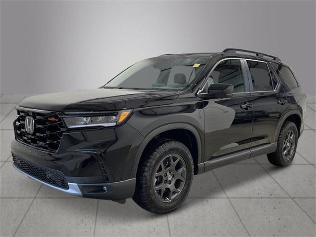 new 2025 Honda Pilot car, priced at $50,895