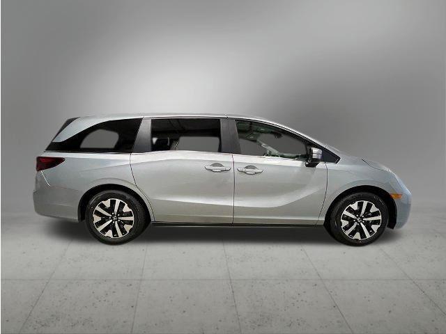 new 2026 Honda Odyssey car, priced at $44,290